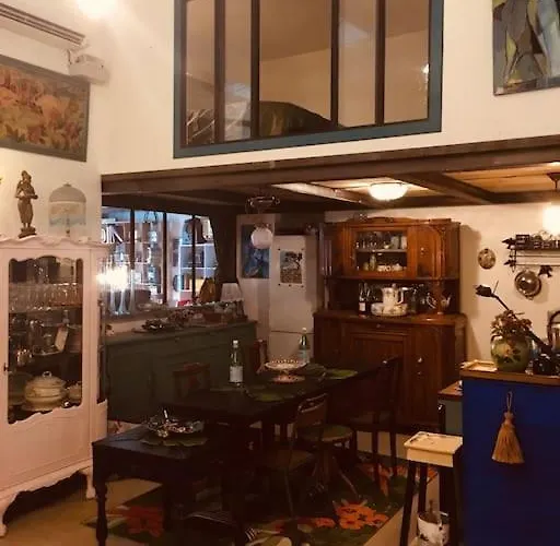 Loft D Artistes Avec Patio Au Port De Nice