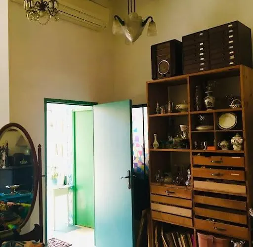 Loft D Artistes Avec Patio Au Port De Nice